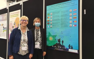 La Biblioteca Kankuaka una de las bibliotecas destacadas en el póster «Viaja por el mundo» que EIFL presentará en el congreso internacional de bibliotecas de IFLA en Dublin Irlanda